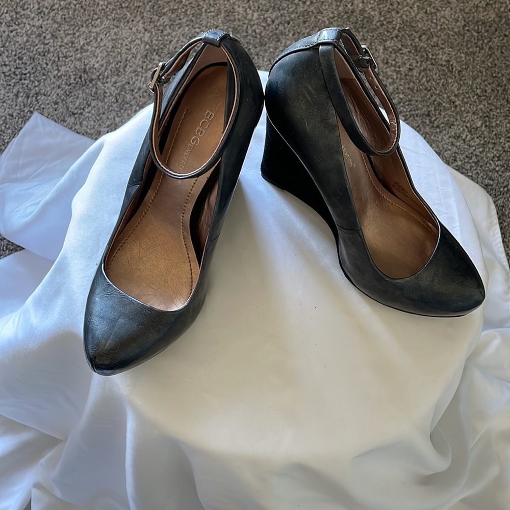 Bcbgeneration Wedge Shoes - image 4